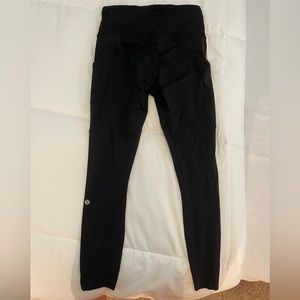 Lululemon size 6 legging